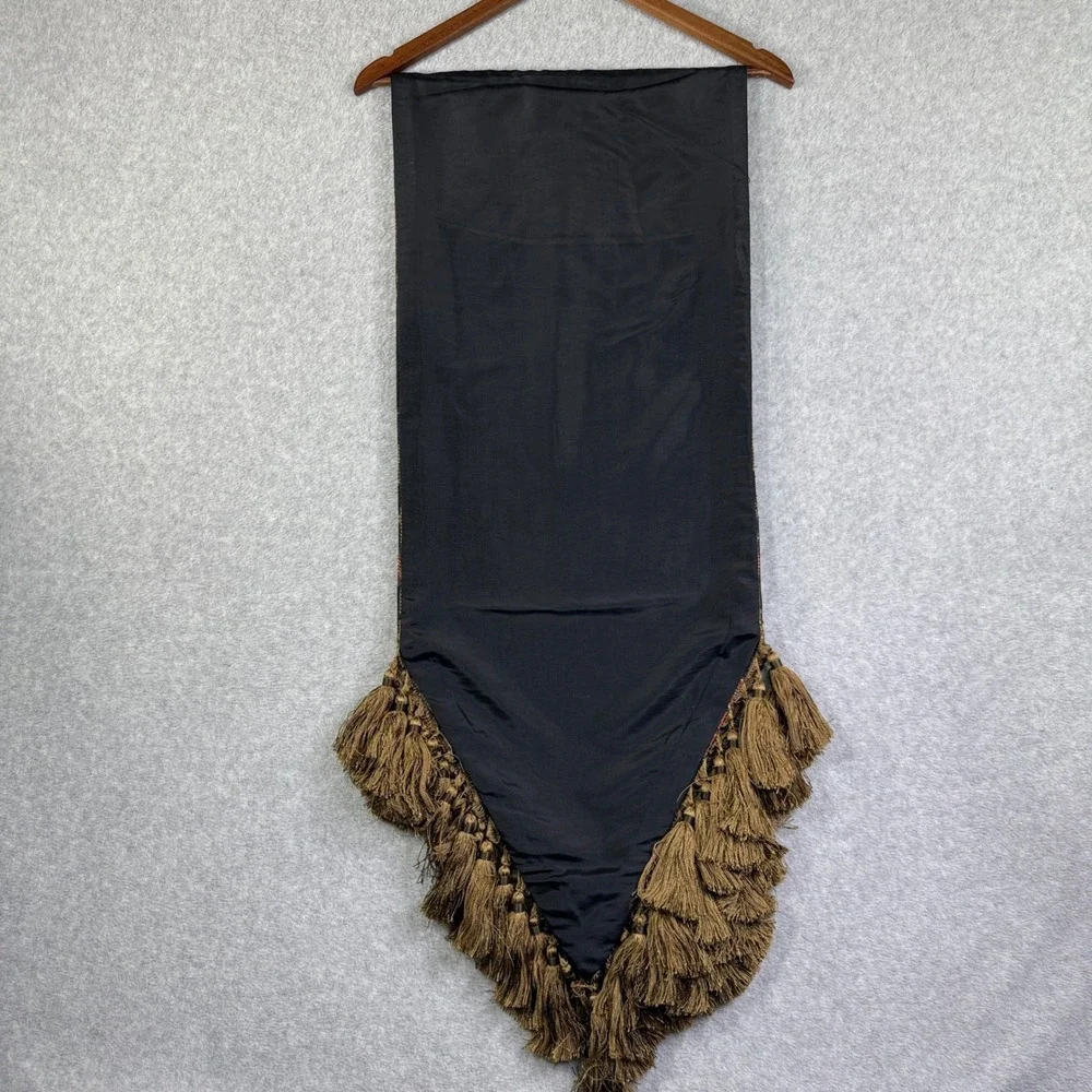 Table Runner 72
